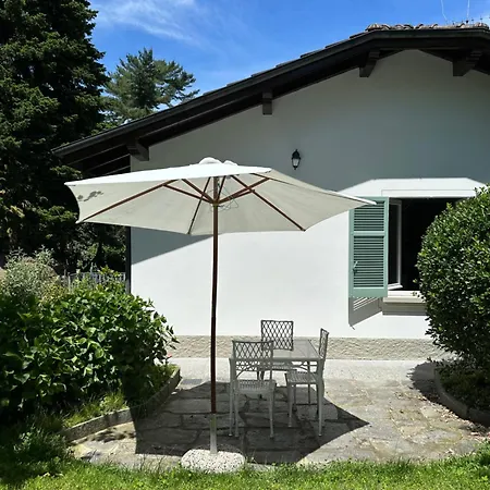 Casa Del Custode: Renovated Flat With Garden In A Near The Διαμέρισμα Στρέσα