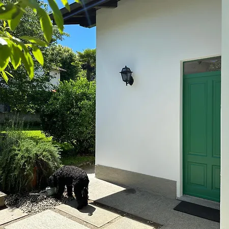 Διαμέρισμα Casa Del Custode: Renovated Flat With Garden In A Near The Στρέσα