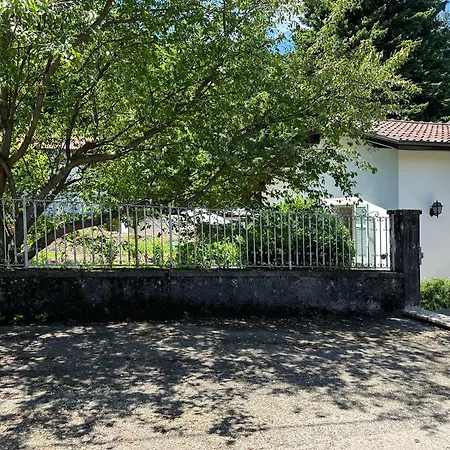 Διαμέρισμα Casa Del Custode: Renovated Flat With Garden In A Near The Στρέσα